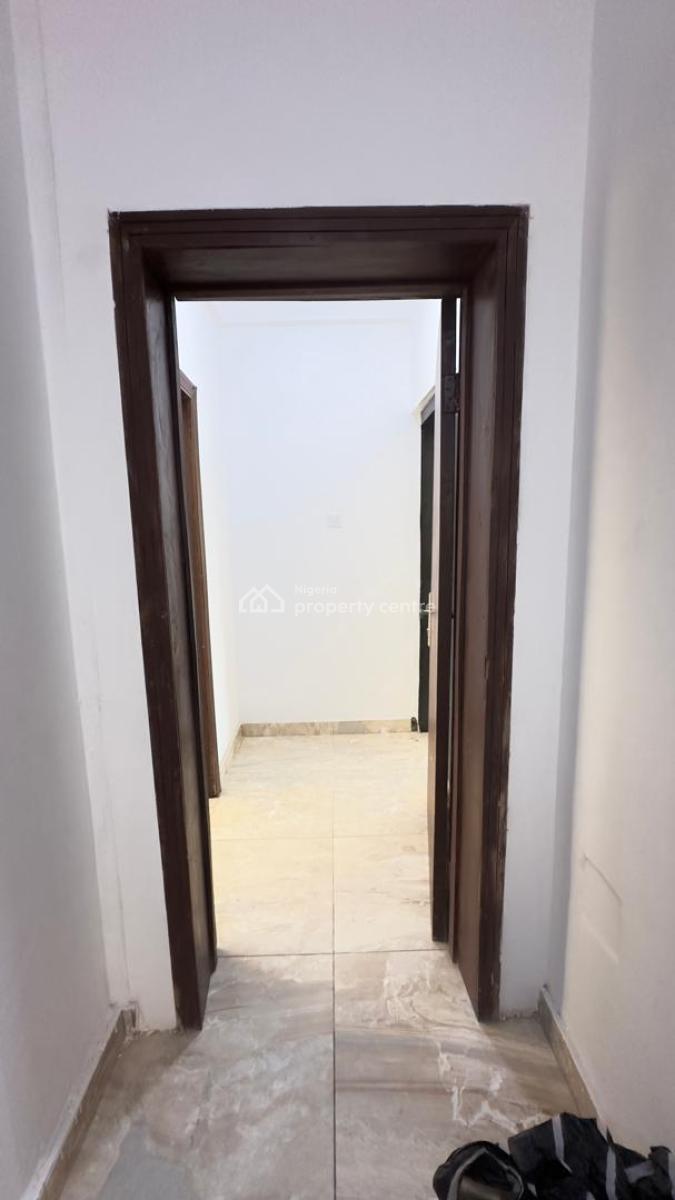 Big Room and Parlor Mini Flat in an Estate, Canal West Osapa London, Osapa, Lekki, Lagos, Mini Flat (room and Parlour) for Rent