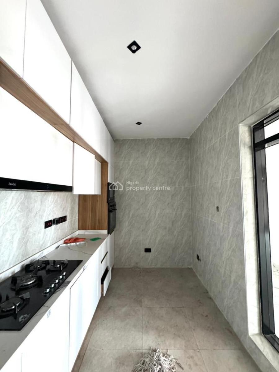 2 Bedroom Apartment with Elevator and Swimming Pool, Ikate, Lekki, Lagos, Flat / Apartment for Rent