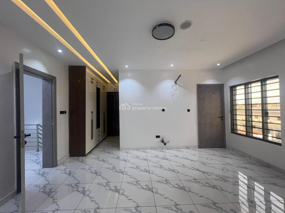 4 Bedroom Terraced Duplex with a Room Boys Quarter, Lekki Phase 1, Lekki, Lagos, Terraced Duplex for Sale
