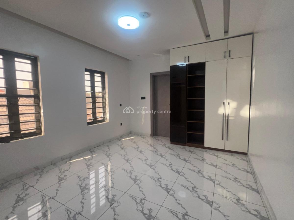 4 Bedroom Terraced Duplex with a Room Boys Quarter, Lekki Phase 1, Lekki, Lagos, Terraced Duplex for Sale