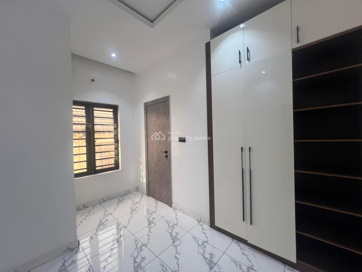 4 Bedroom Terraced Duplex with a Room Boys Quarter, Lekki Phase 1, Lekki, Lagos, Terraced Duplex for Sale