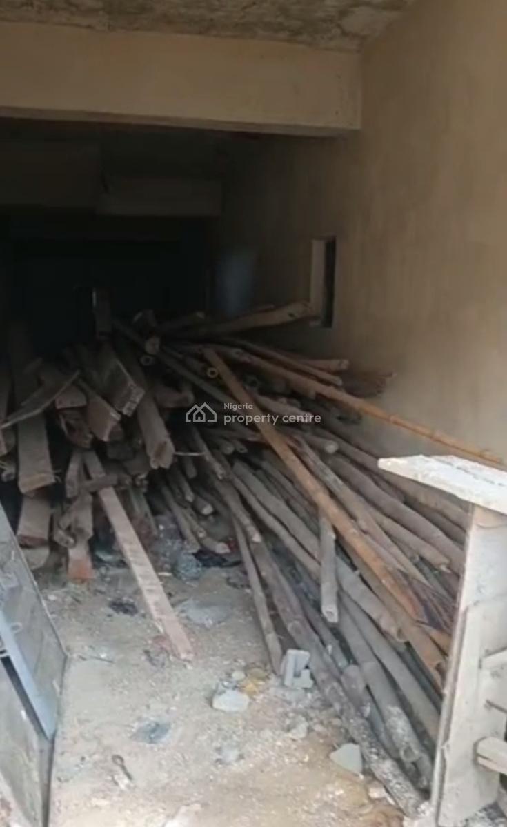 Medium Sized Warehouse Good for Storage., Randle, Ojuelegba, Surulere, Lagos, Warehouse for Rent
