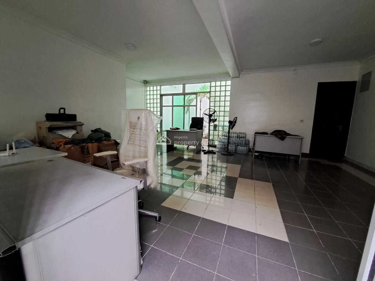 Ground Floor Space Measuring 30sqm for Commercial Purpose, Adebayo Doherty, Lekki Phase 1, Lekki, Lagos, Commercial Property for Rent