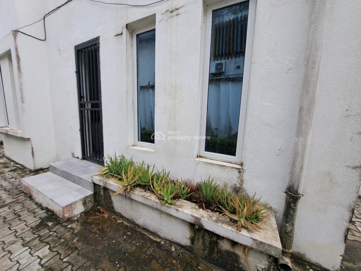 Ground Floor Space Measuring 30sqm for Commercial Purpose, Adebayo Doherty, Lekki Phase 1, Lekki, Lagos, Commercial Property for Rent