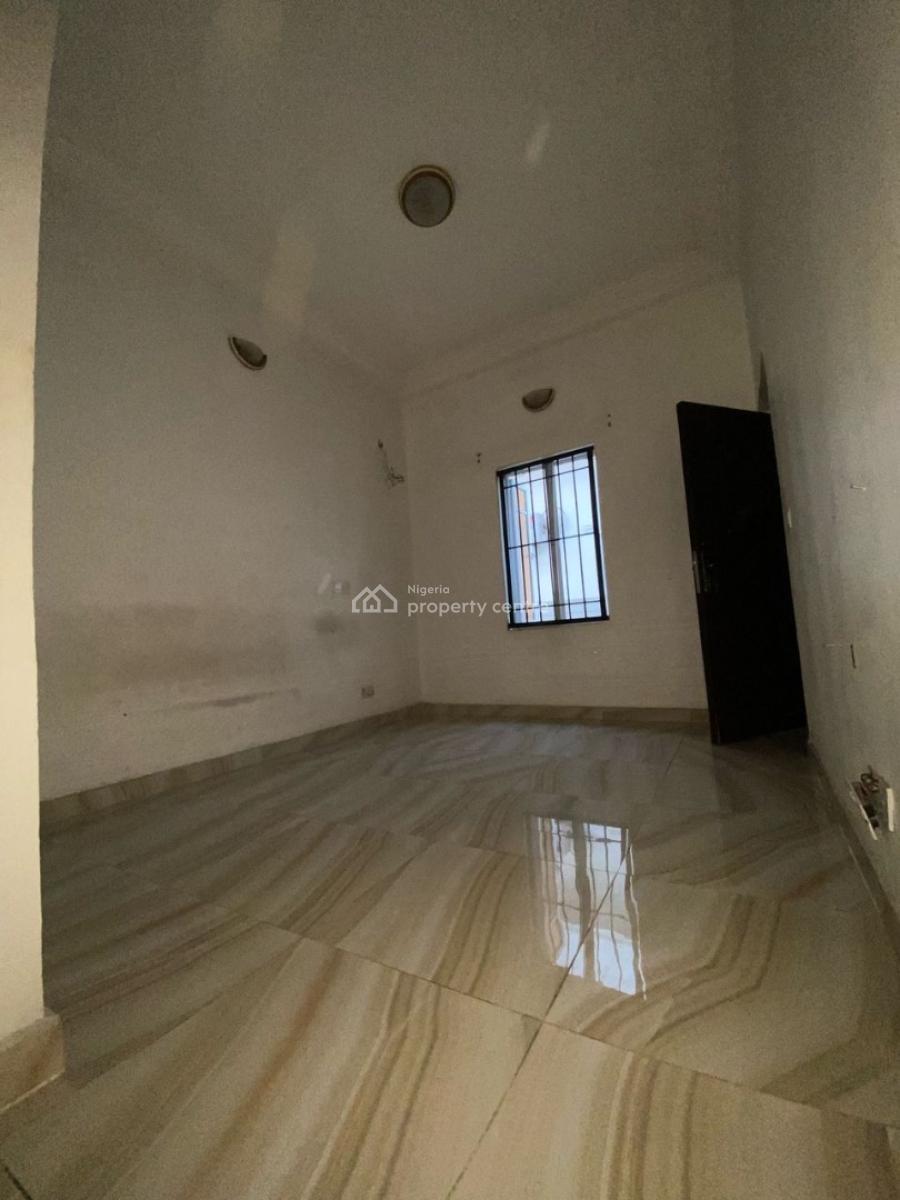 Very Affordable Room in a Shared Apartment in a Serene Location, Chevyview Estate, Off Chevron Drive, Lekki, Lagos, Lekki, Lagos, Self Contain (single Rooms) for Rent