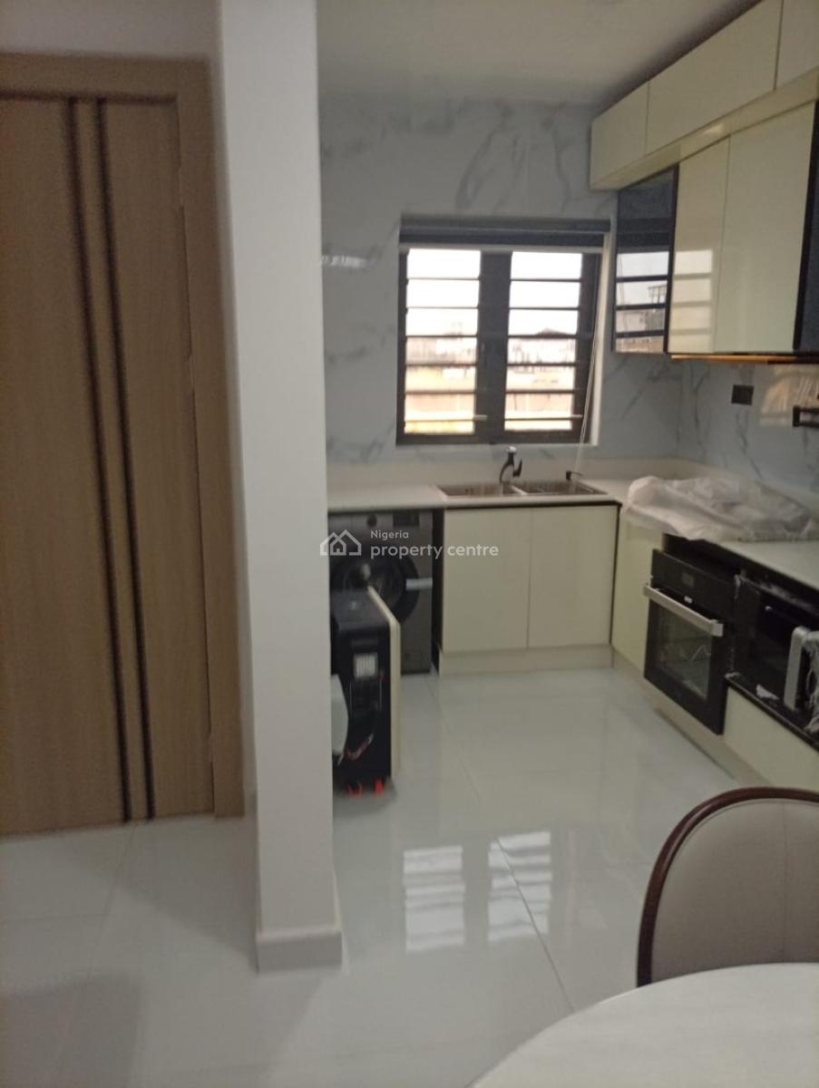 Beautiful Finished  Fully Serviced 2 Bedroom, Lekki Phase 1, Lekki, Lagos, Flat / Apartment for Sale