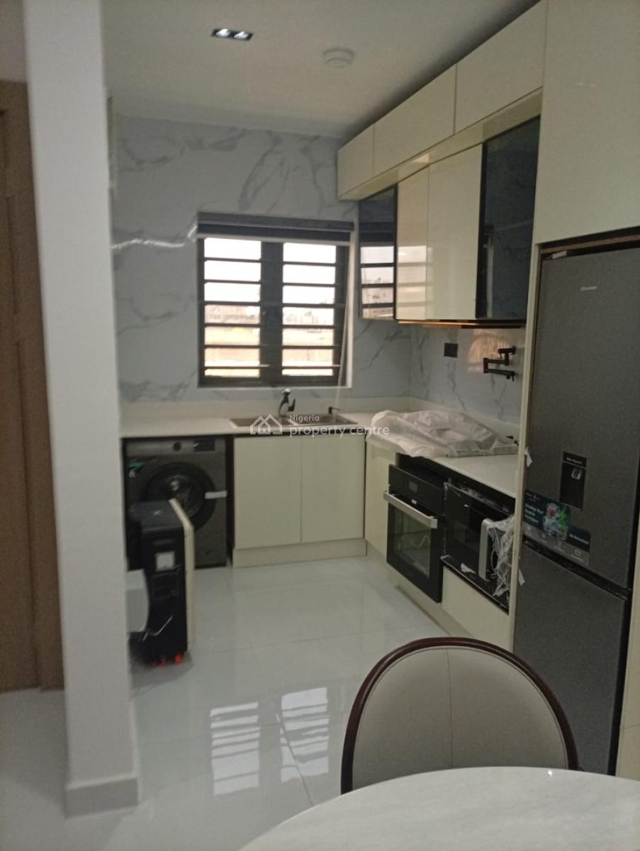 Beautiful Finished  Fully Serviced 2 Bedroom, Lekki Phase 1, Lekki, Lagos, Flat / Apartment for Sale