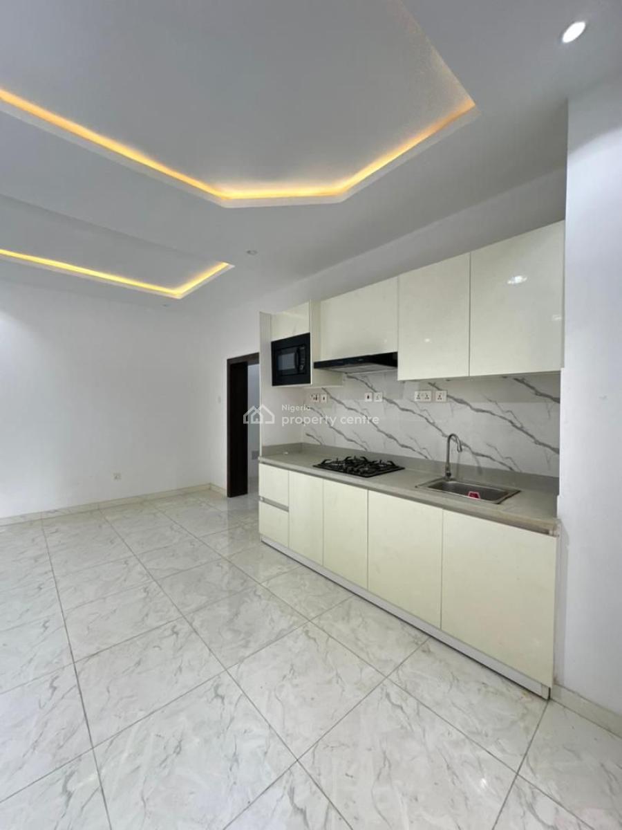Decently Finished 2bedroom Apartment in Lekki Phase 1, Lekki Phase 1,lekki ,lagos ,nigeria, Lekki Phase 1, Lekki, Lagos, Flat / Apartment for Rent