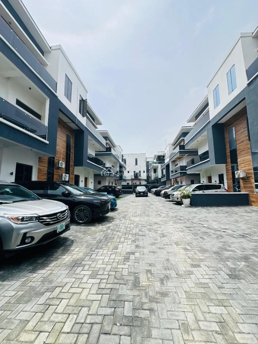 Very Spacious 5 Bedroom Terrace Double with Bq, Lekki Phase 1, Lekki, Lagos, Terraced Duplex for Rent