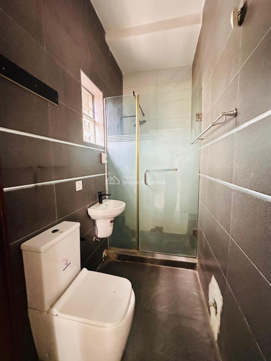 Very Spacious 5 Bedroom Terrace Double with Bq, Lekki Phase 1, Lekki, Lagos, Terraced Duplex for Rent