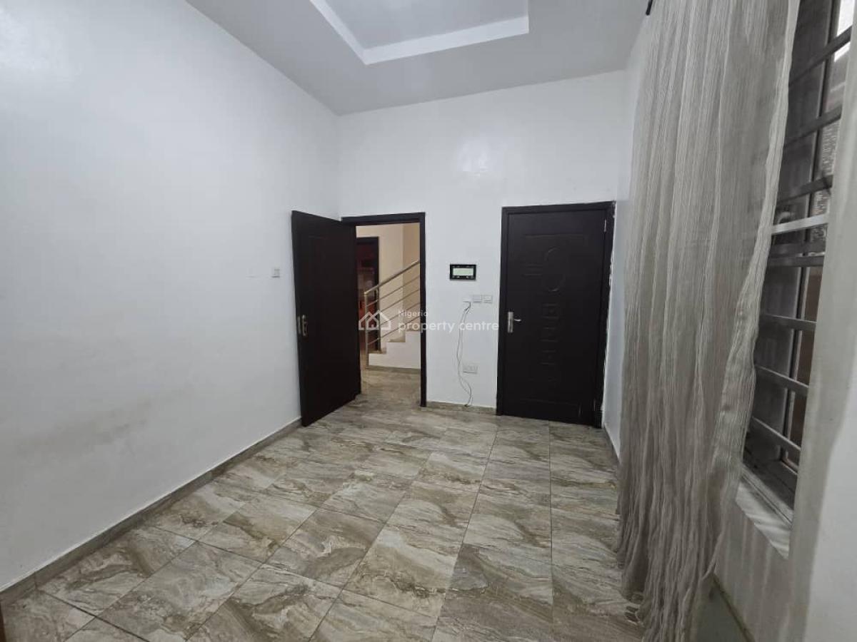 5 Bedroom Detached Duplex with Bq, Agungi, Lekki, Lagos, Semi-detached Duplex for Rent