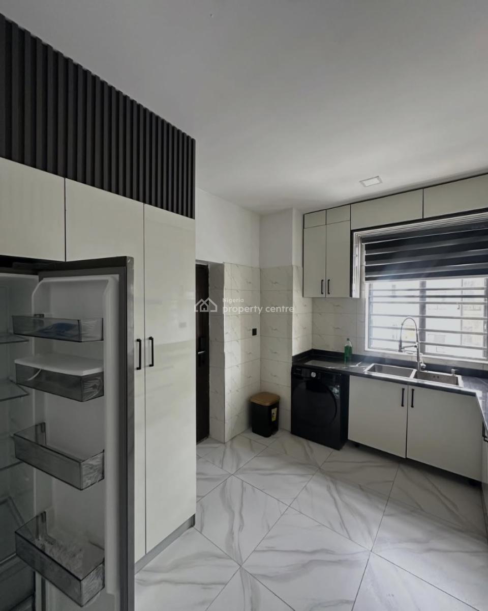 2 Bedroom Furnished Apartment, Lekki Phase 1, Lekki, Lagos, Flat / Apartment for Rent