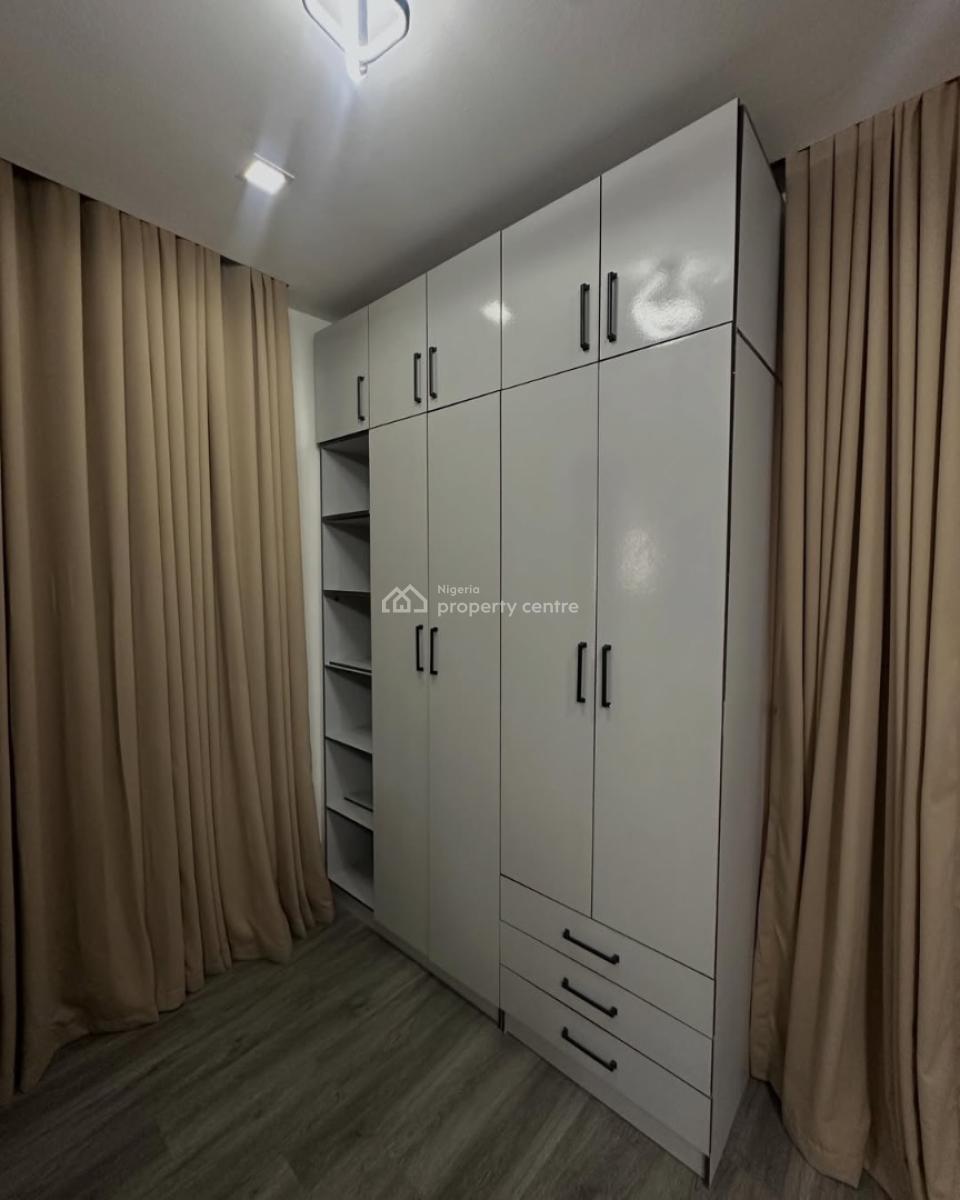 2 Bedroom Furnished Apartment, Lekki Phase 1, Lekki, Lagos, Flat / Apartment for Rent