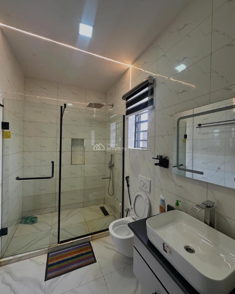 2 Bedroom Furnished Apartment, Lekki Phase 1, Lekki, Lagos, Flat / Apartment for Rent
