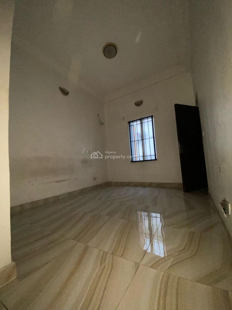 Single Room Apartment with  Shared Kitchen, Lekki, Lagos, Self Contain (single Rooms) for Rent