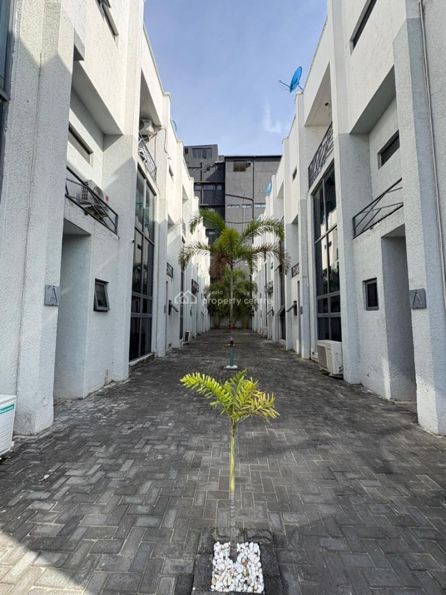 2 Bedroom Terrace, Lekki Phase 2, Lekki, Lagos, House for Sale