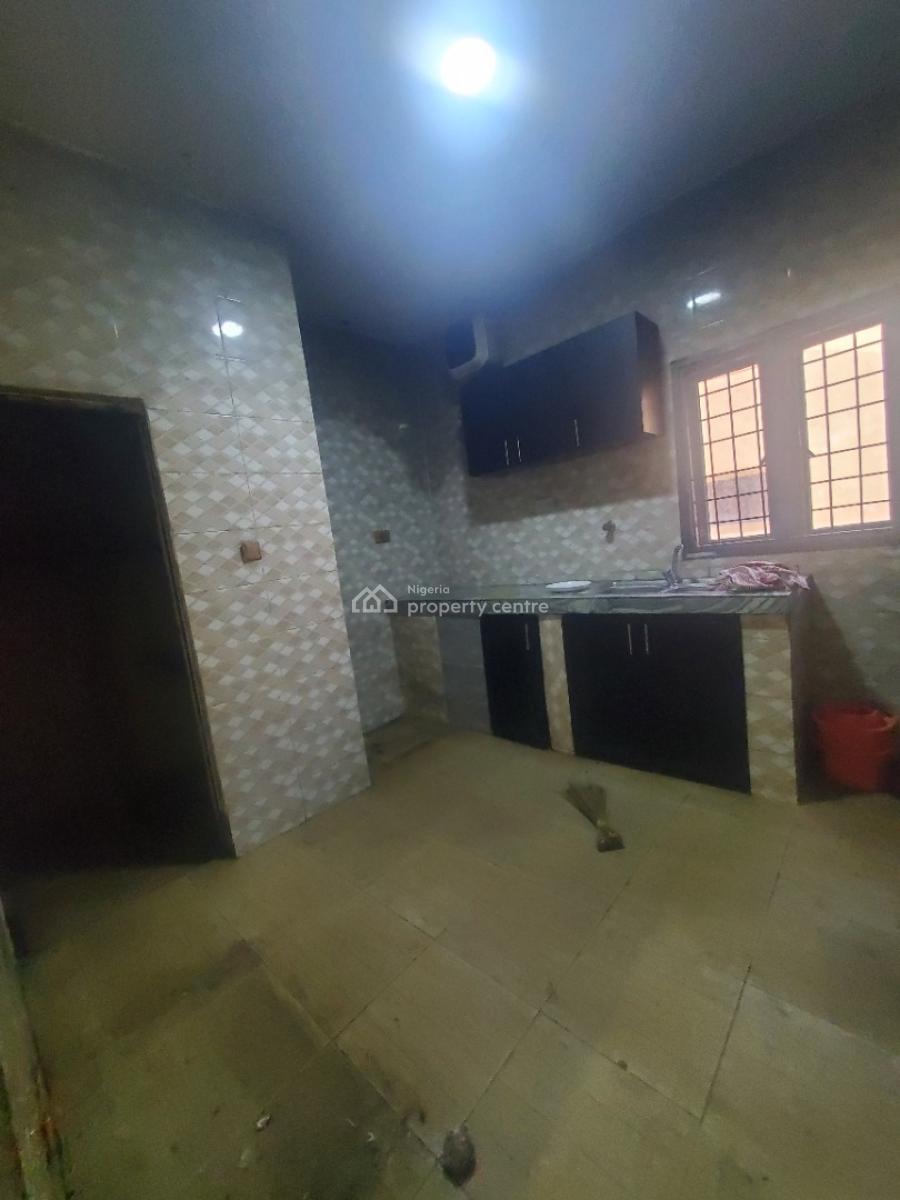 Superluxury 3 Bedroom Flat 1st Floor*, By Old Secteriate, Durumi, Abuja, Flat / Apartment for Rent