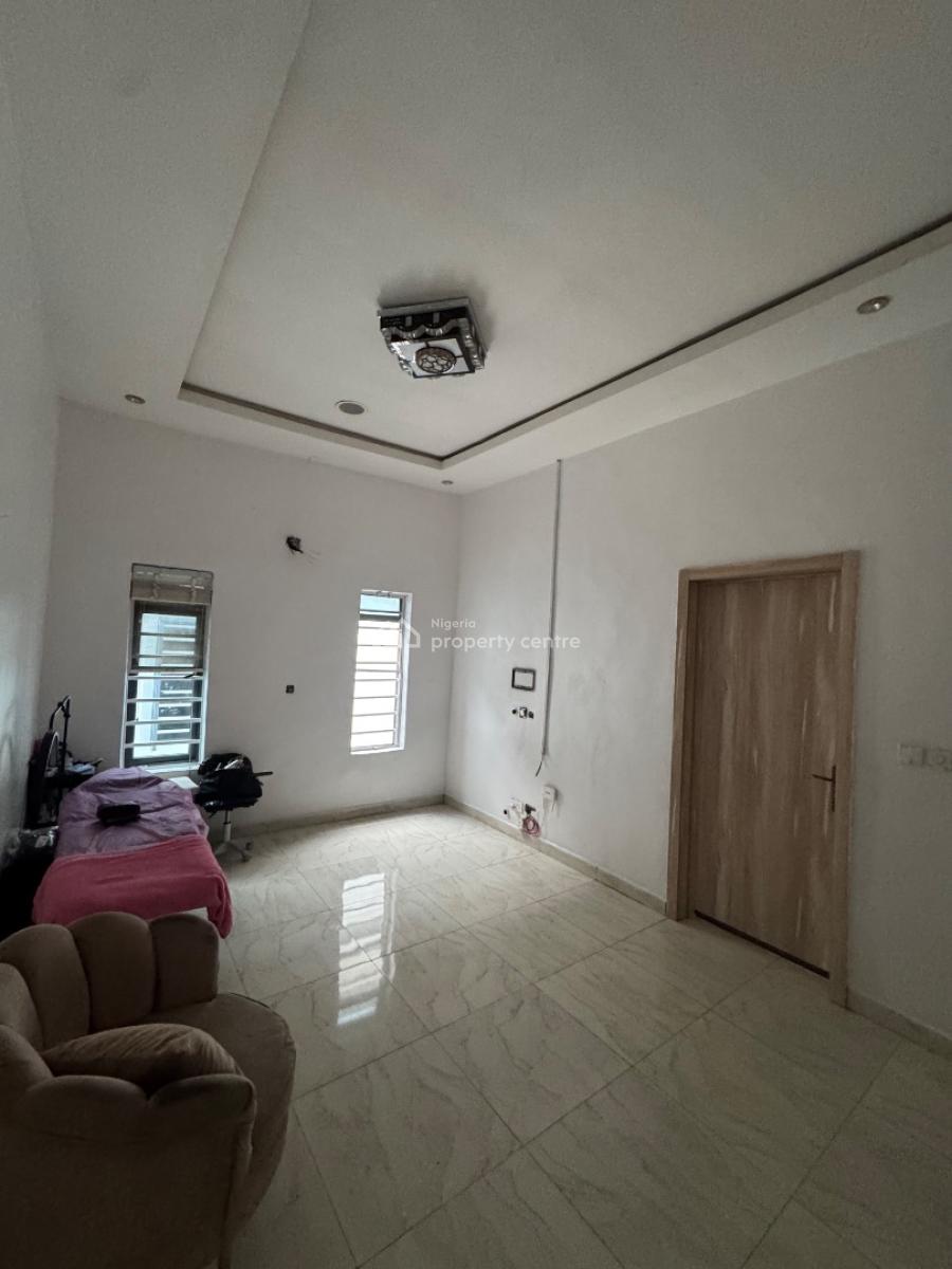Standard Single Room in a Duplex Shared Apt, Orchid Road, Lekki, Lagos, Self Contain (single Rooms) for Rent
