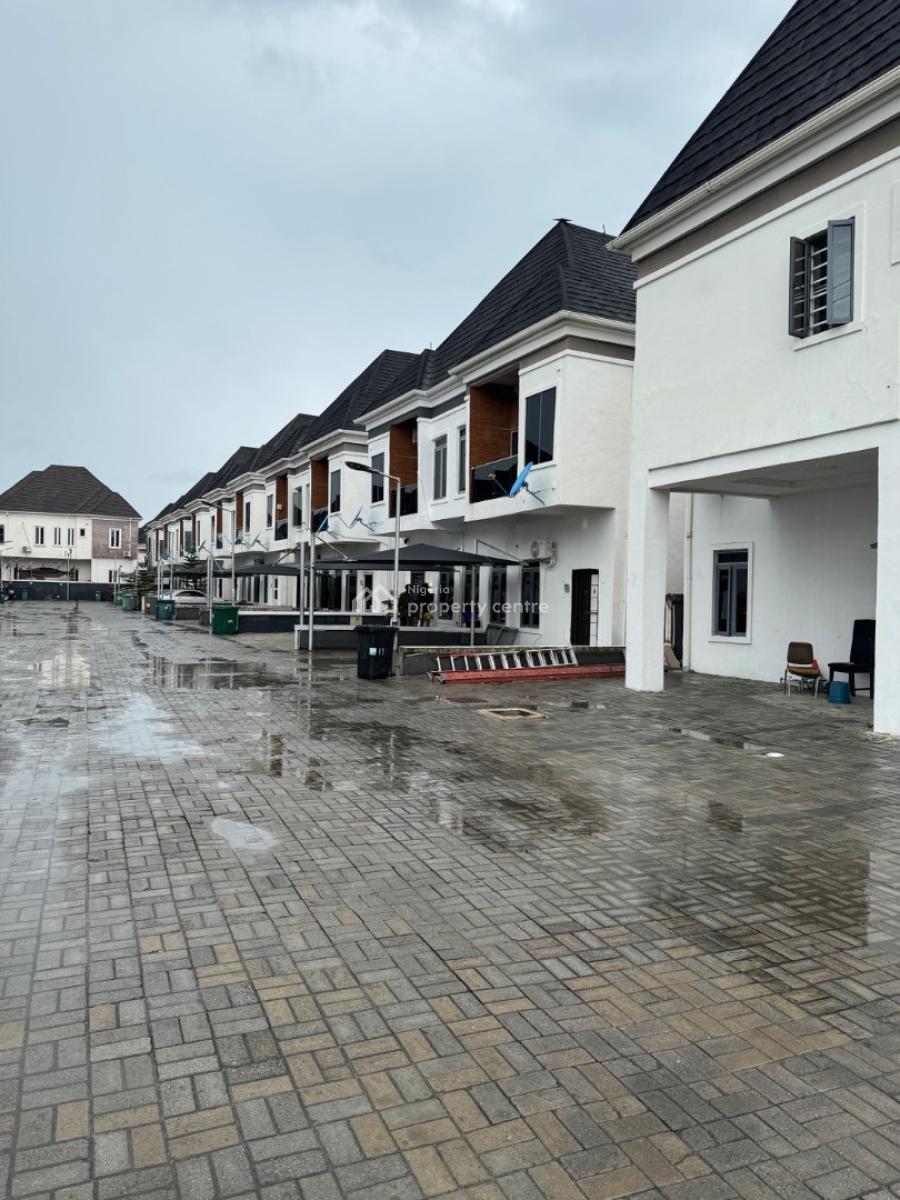 Standard Single Room in a Duplex Shared Apt, Orchid Road, Lekki, Lagos, Self Contain (single Rooms) for Rent