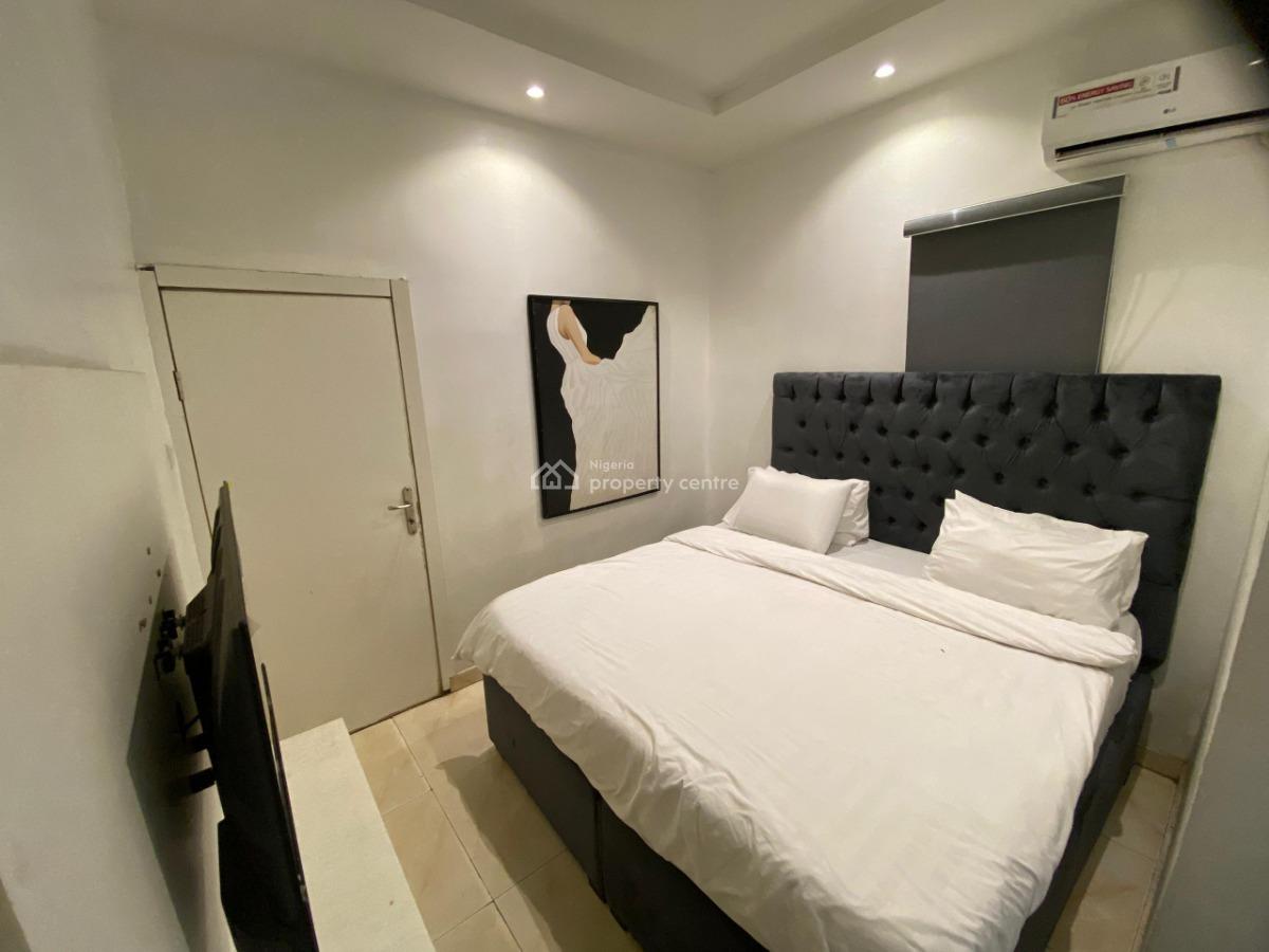 Residence 22 - 3 Bedroom Duplex  24/7 Electricity, 22 Afolabi Ekiyoyo Avenue, Igbogbo, Ikorodu, Ikorodu, Lagos, Flat / Apartment Short Let