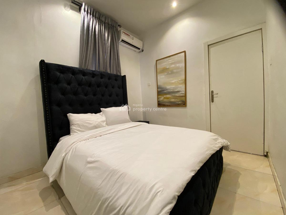 Residence 22 - 3 Bedroom Duplex  24/7 Electricity, 22 Afolabi Ekiyoyo Avenue, Igbogbo, Ikorodu, Ikorodu, Lagos, Flat / Apartment Short Let
