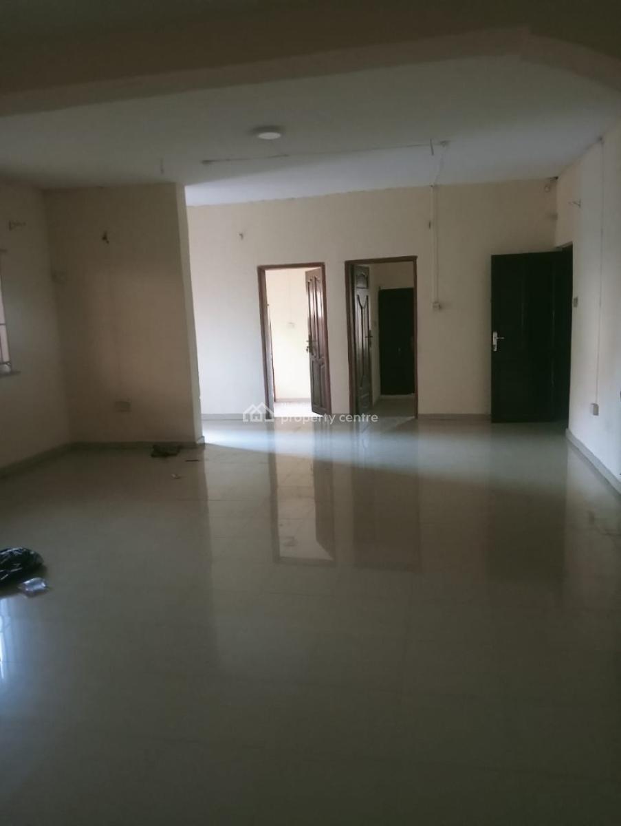 Well Spacious 3 Bedroom Flat in a Secured Estate, Unilag Estate, Gra Phase 1, Magodo, Lagos, Flat / Apartment for Rent