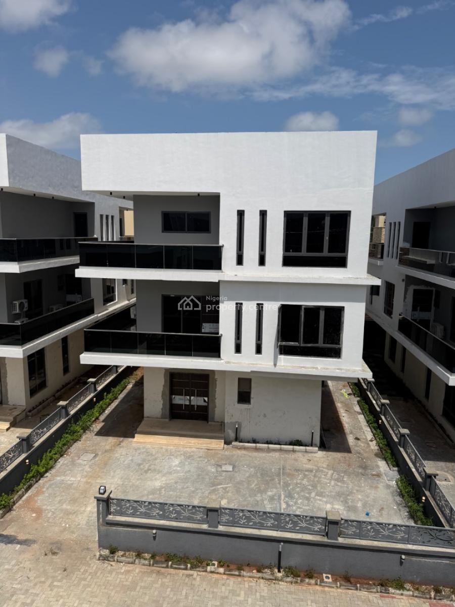 Spacious 5 Bedroom Fully Detached House with Pool, Ikoyi, Lagos, Detached Duplex for Sale