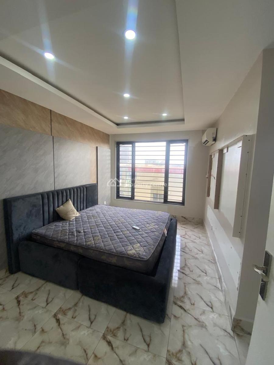 Luxury 4 Bedroom Penthouse on 3floors with Bq, Ikate Lekki Right, Lekki, Lagos, Flat / Apartment for Rent