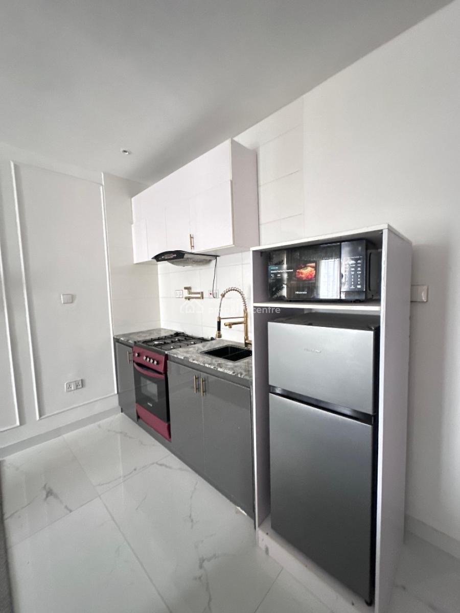 Fully Furnished 1 Bedroom Apartment (1st Floor), Lekki Phase 1, Lekki, Lagos, Mini Flat (room and Parlour) for Rent