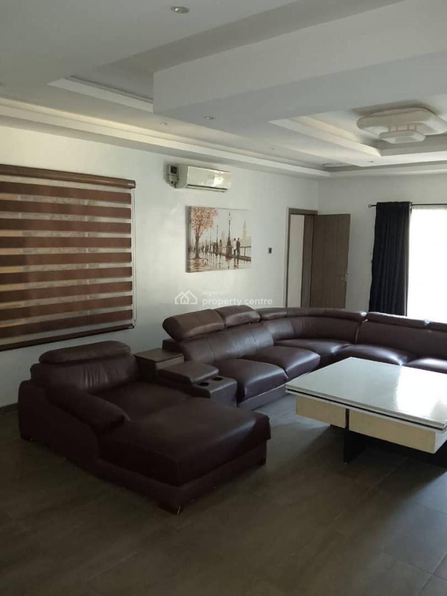 Distress Furnished 3 Bedroom Apartment with Bq, Kenneth Odidika Estate, Ologolo, Lekki, Lagos, Flat / Apartment for Sale