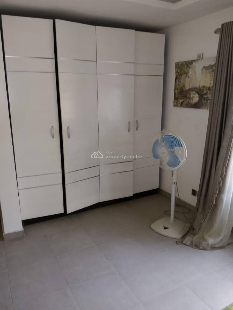 Distress Furnished 3 Bedroom Apartment with Bq, Kenneth Odidika Estate, Ologolo, Lekki, Lagos, Flat / Apartment for Sale