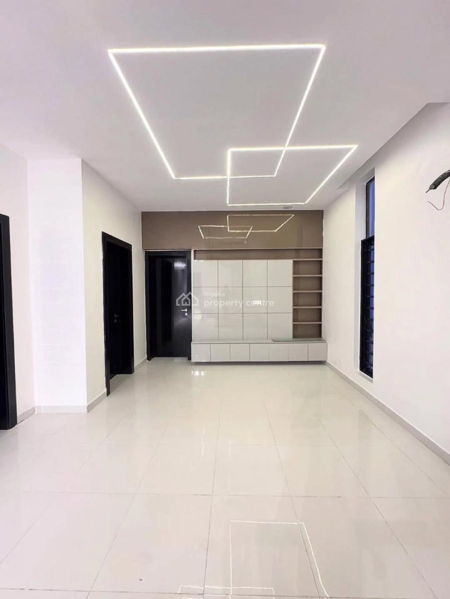 5bedroom Duplex with Pool, Pentfloor, Cinema, Gym, Hampton Lake Estate Chevron, Lekki, Lagos, Detached Duplex for Sale