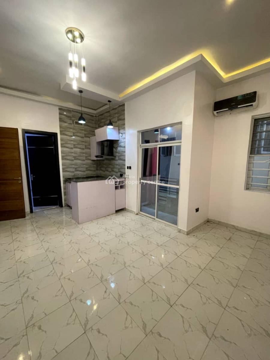 Specious Service Mini Flat, New Road Alpha Beach, Lekki, Lagos, Mini Flat (room and Parlour) for Rent