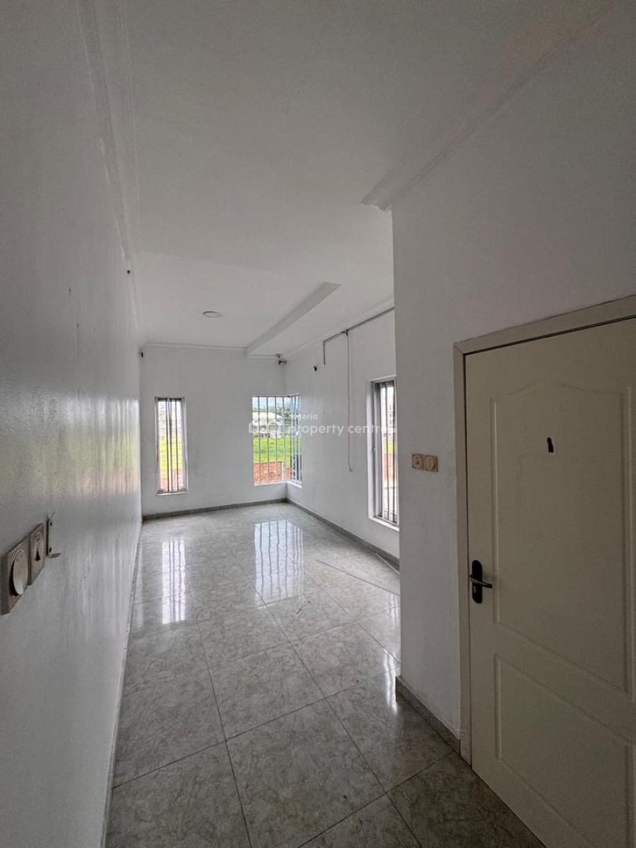 Commercial 3 Bedrooms Fully Detached Duplex, Chevron, Lekki Phase 2, Lekki, Lagos, Shop for Rent