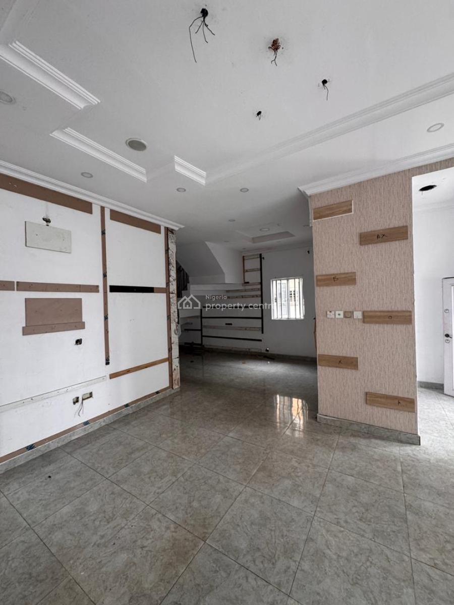 Commercial 3 Bedrooms Fully Detached Duplex, Chevron, Lekki Phase 2, Lekki, Lagos, Shop for Rent