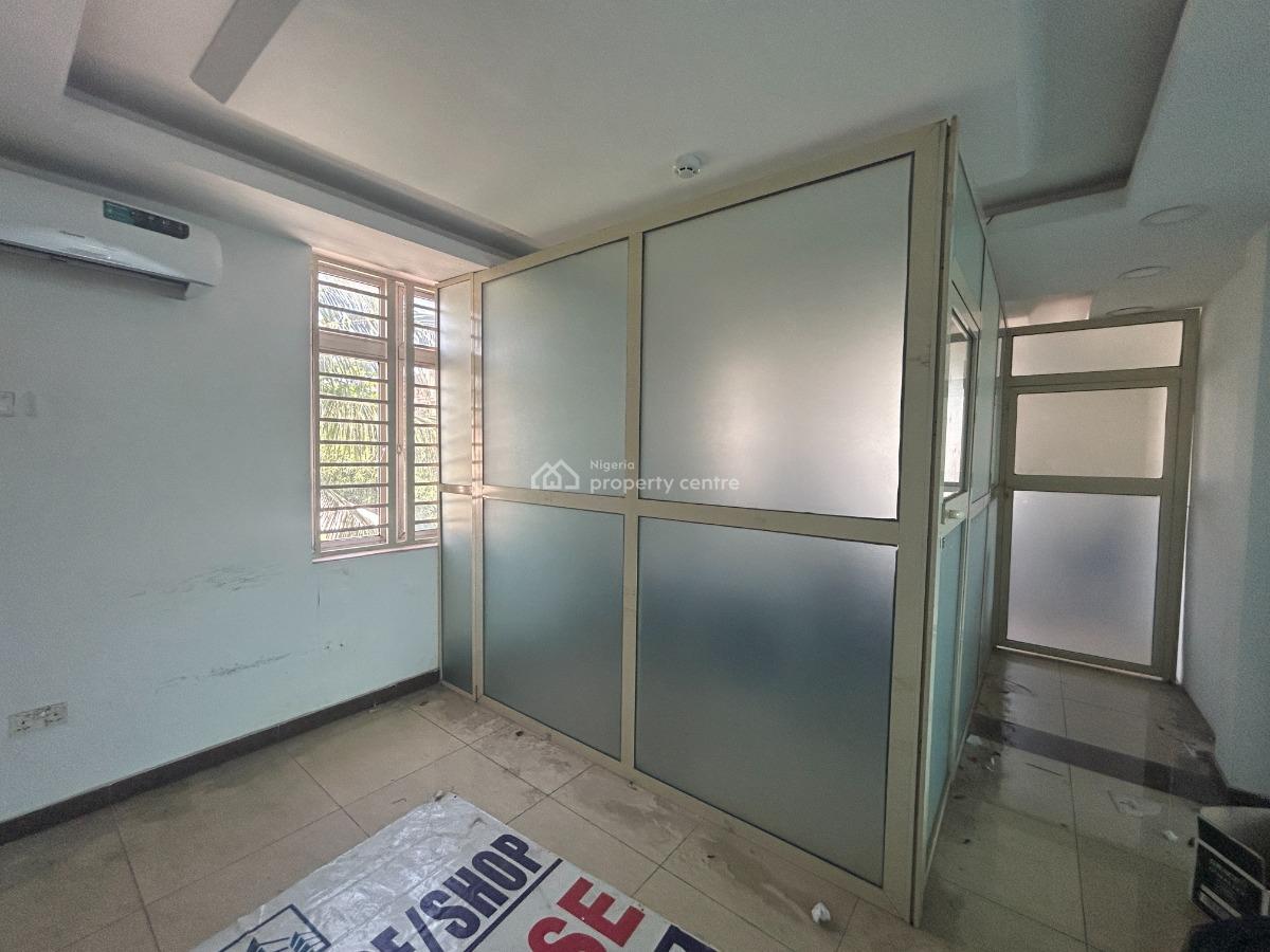 Luxury and Spacious Shop Space., Lekki Phase 1, Lekki, Lagos, Shop for Rent