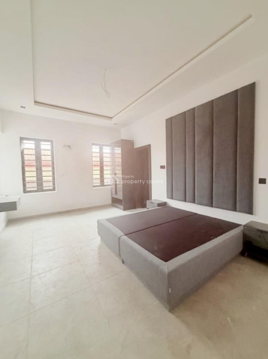 2 Bedroom Maisonette, Iju-ishaga, Agege, Lagos, Terraced Duplex for Sale