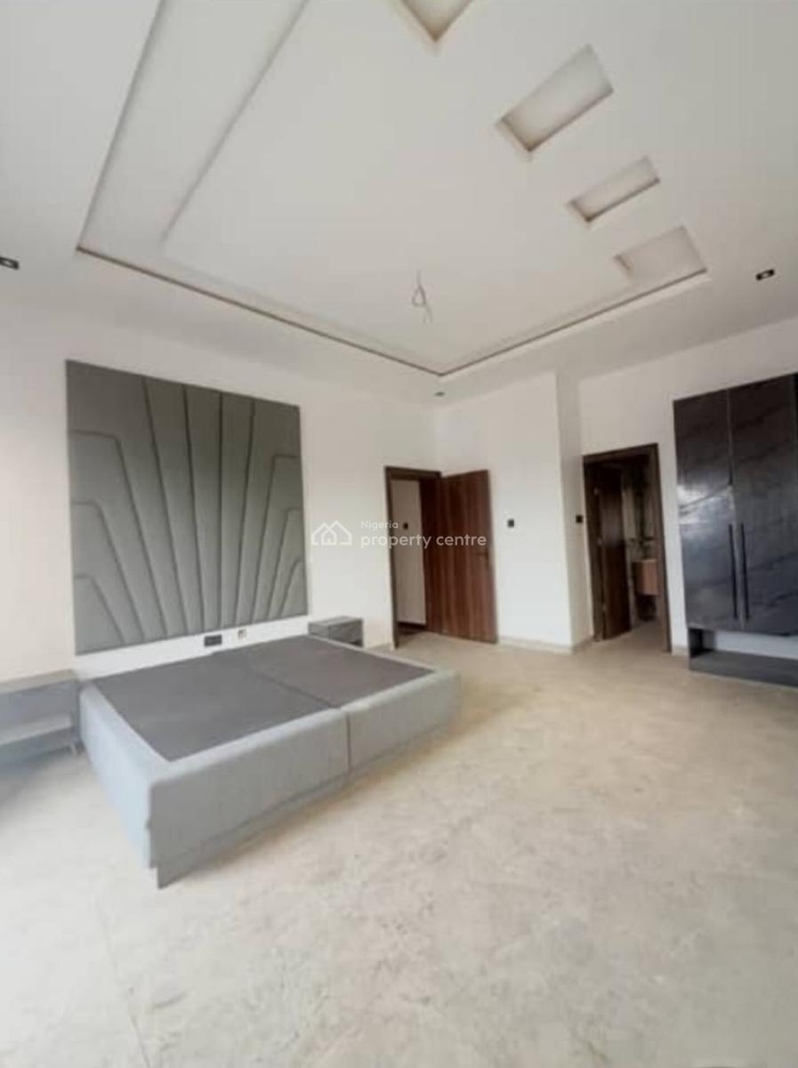 2 Bedroom Maisonette, Iju-ishaga, Agege, Lagos, Terraced Duplex for Sale