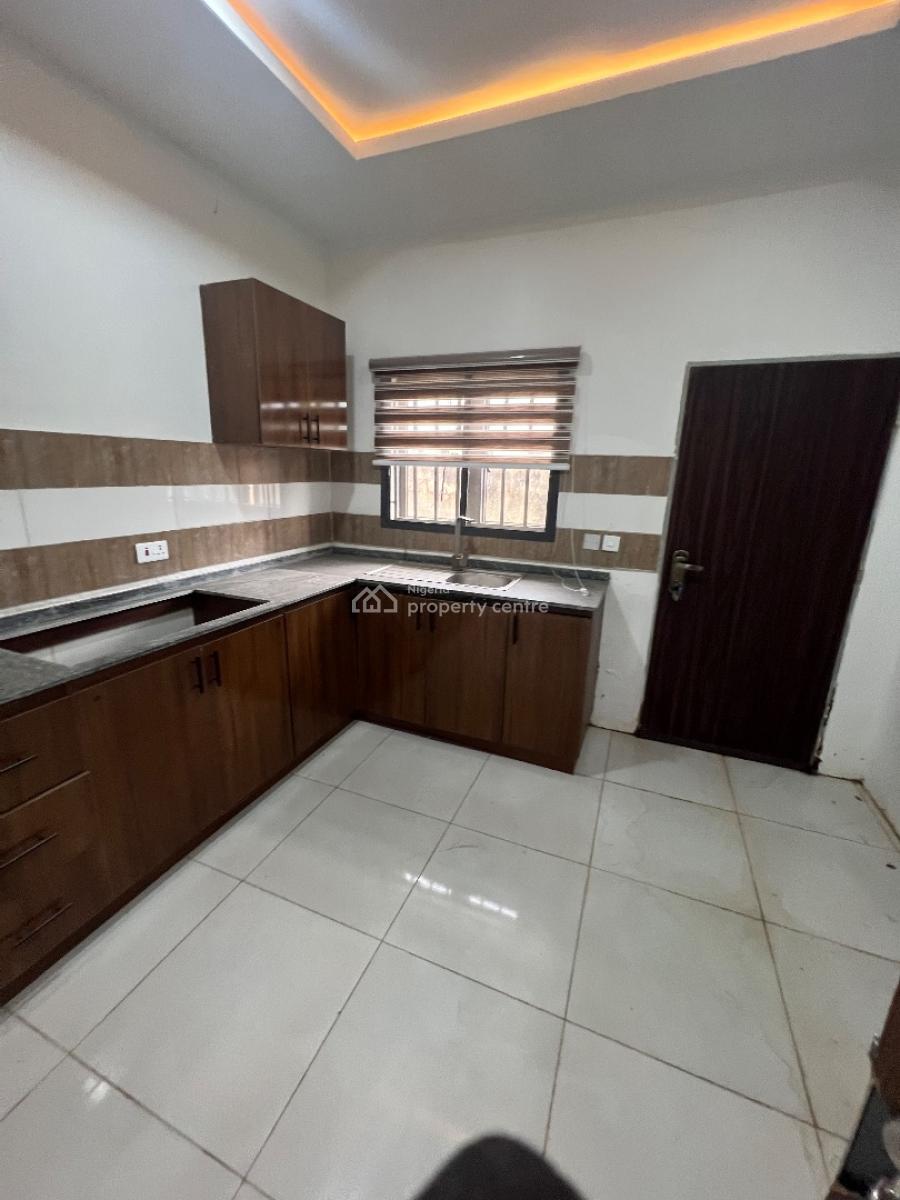 Exotic 3 Bedroom, Golden Street., Kaura, Abuja, Flat / Apartment for Rent