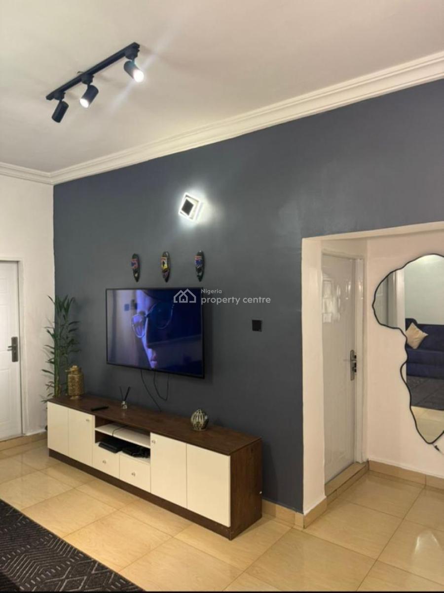 1 Bedroom Apartment, Wuye, Wuye, Abuja, Mini Flat (room and Parlour) Short Let