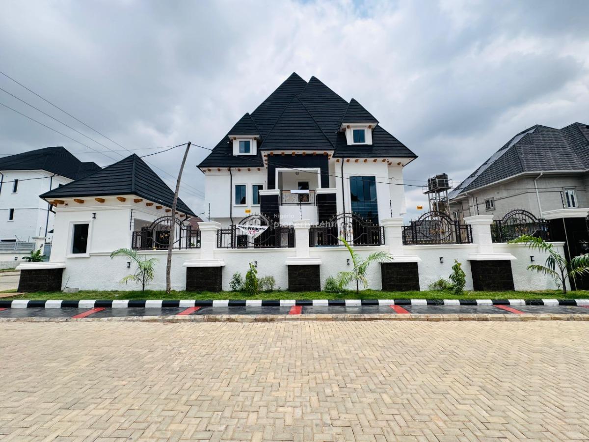 6 Bedroom Duplex with 2 Bq  Swimming Pool ,gym ,office Space, Kitchenett ,, Gwarinpa, Abuja, Detached Duplex for Sale