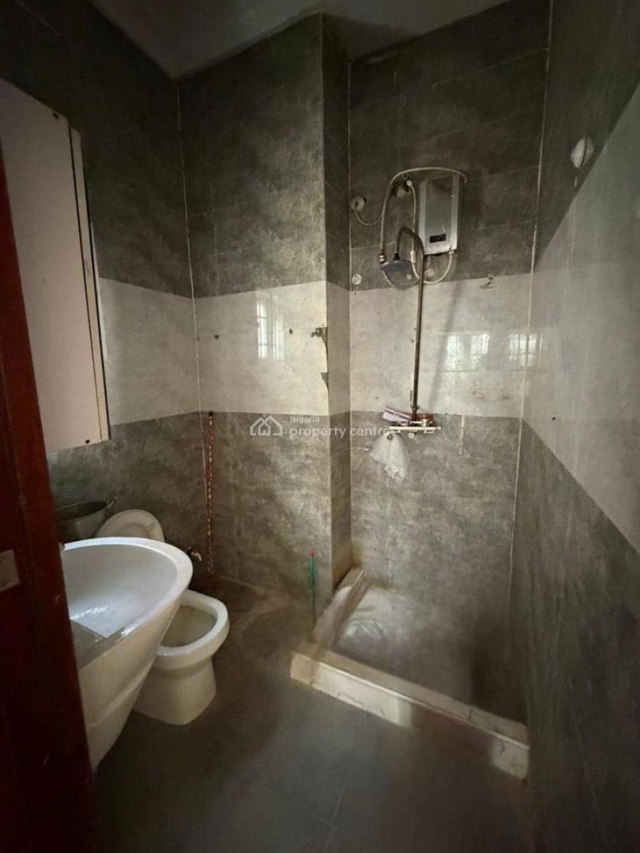 Spacious Room En-suite, Ologolo, Lekki, Lagos, Self Contain (single Rooms) for Rent