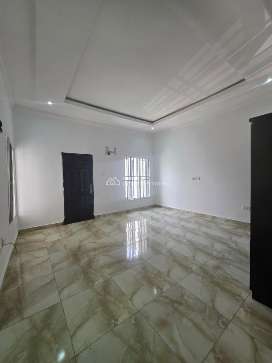 Clean and Spacious 4 Bedroom Terrace Duplex with Bq, Guzape District, Abuja, Terraced Duplex for Rent