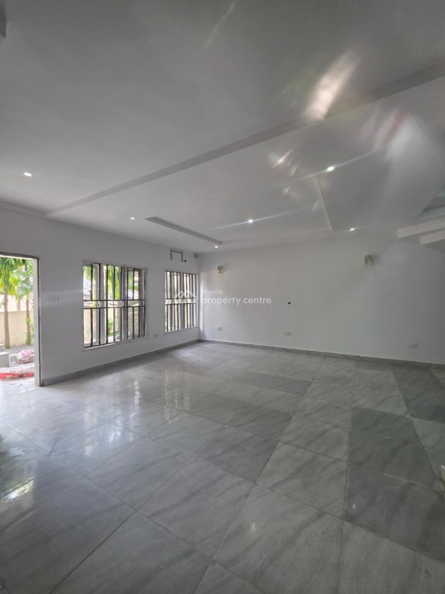 Clean and Spacious 4 Bedroom Terrace Duplex with Bq, Guzape District, Abuja, Terraced Duplex for Rent