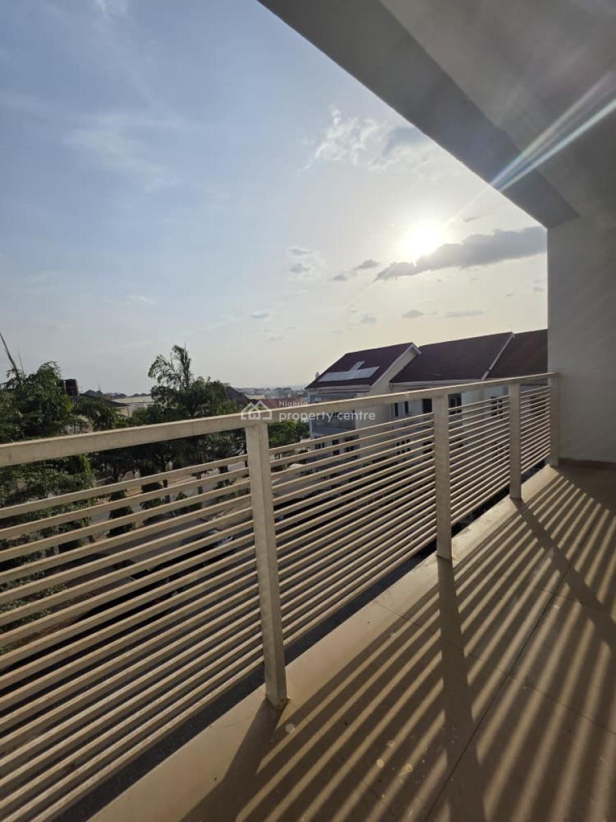 Clean Spacious 4 Bedroom Terrace Duplex with Bq, Guzape District, Abuja, Terraced Duplex for Rent