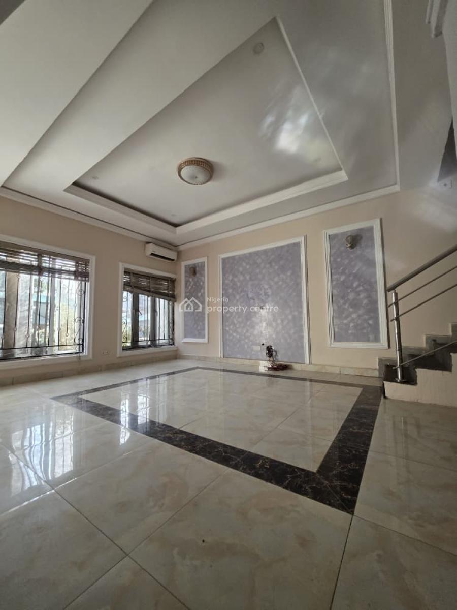 Clean Spacious 4 Bedroom Terrace Duplex with Bq, Guzape District, Abuja, Terraced Duplex for Rent