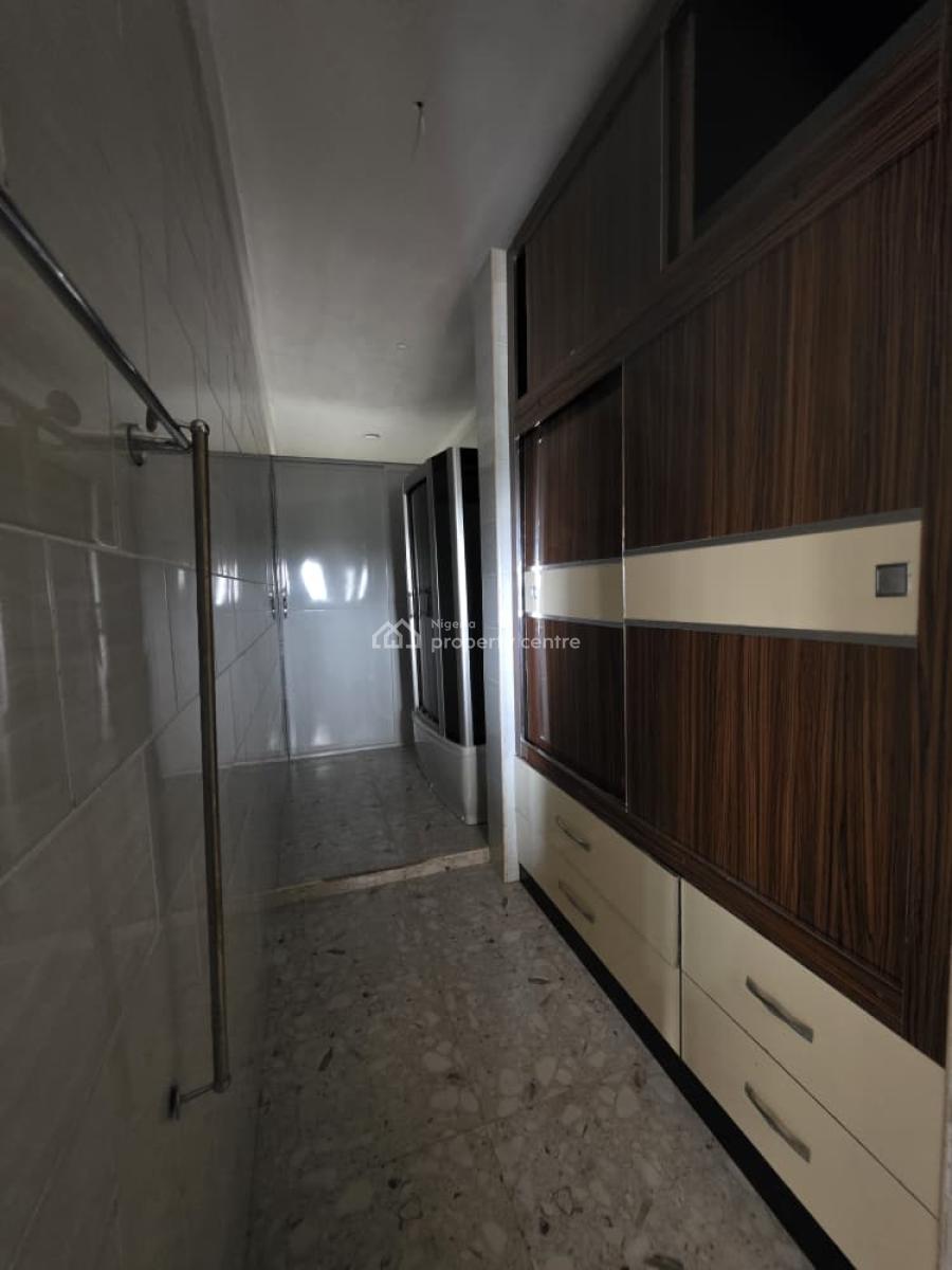 Clean Spacious 4 Bedroom Terrace Duplex with Bq, Guzape District, Abuja, Terraced Duplex for Rent