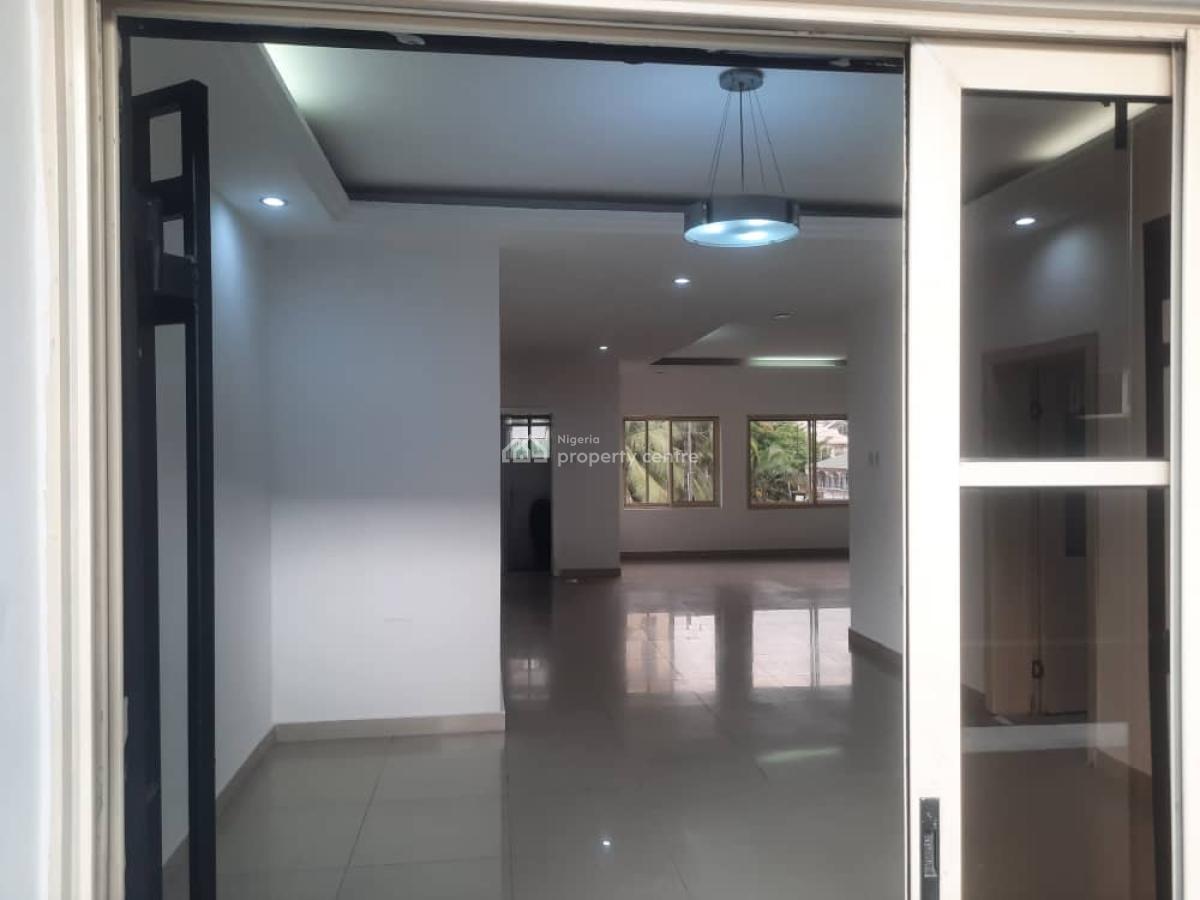 3 Bedroom Apartment with Bq, Gym, Swimming Pool & Childrens Play Area, Lekki Phase 1, Lekki, Lagos, Flat / Apartment for Rent