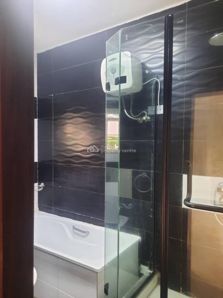 3 Bedroom Apartment with Bq, Gym, Swimming Pool & Childrens Play Area, Lekki Phase 1, Lekki, Lagos, Flat / Apartment for Rent