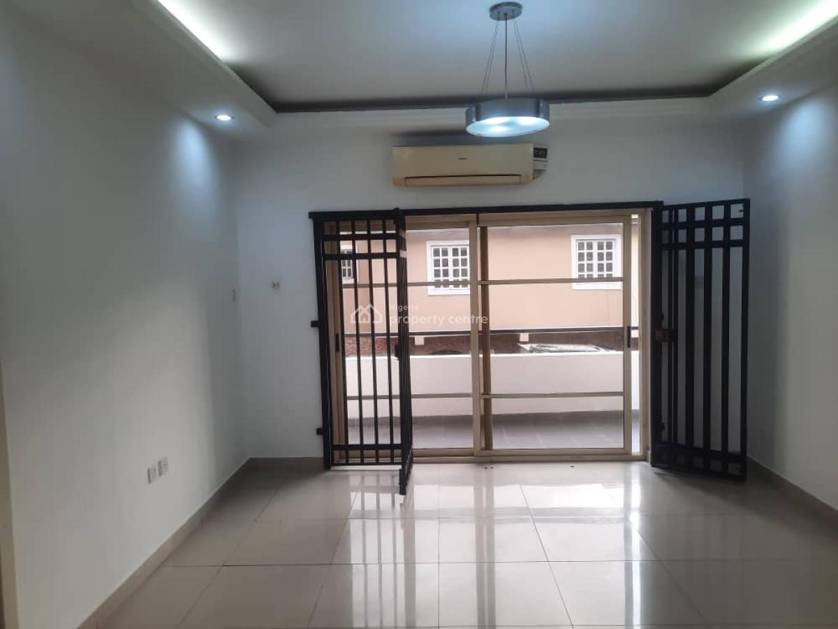 3 Bedroom Apartment with Bq, Gym, Swimming Pool & Childrens Play Area, Lekki Phase 1, Lekki, Lagos, Flat / Apartment for Rent